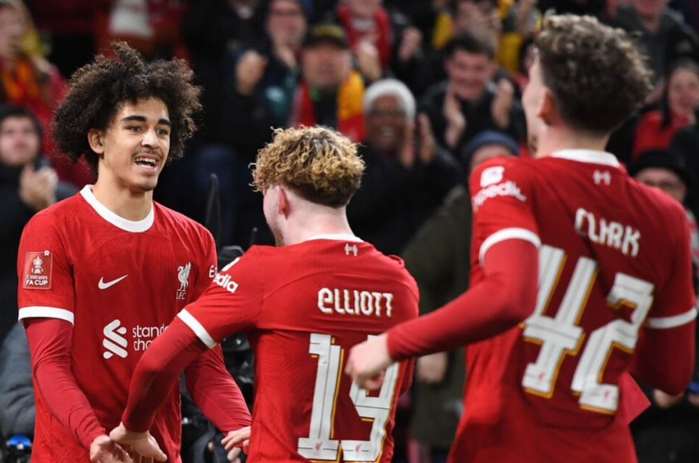 利物浦前鋒梅開二度，幫助球隊取得勝利